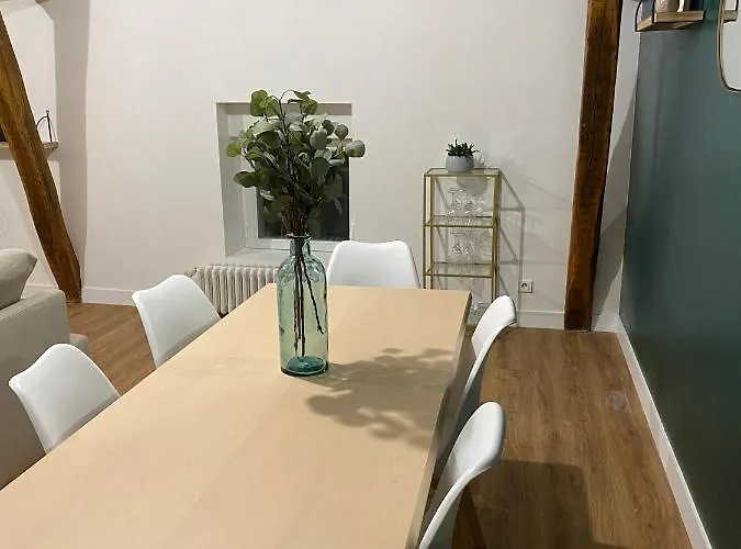 Doumer - - 63m2 - 6pers 公寓 绍莱